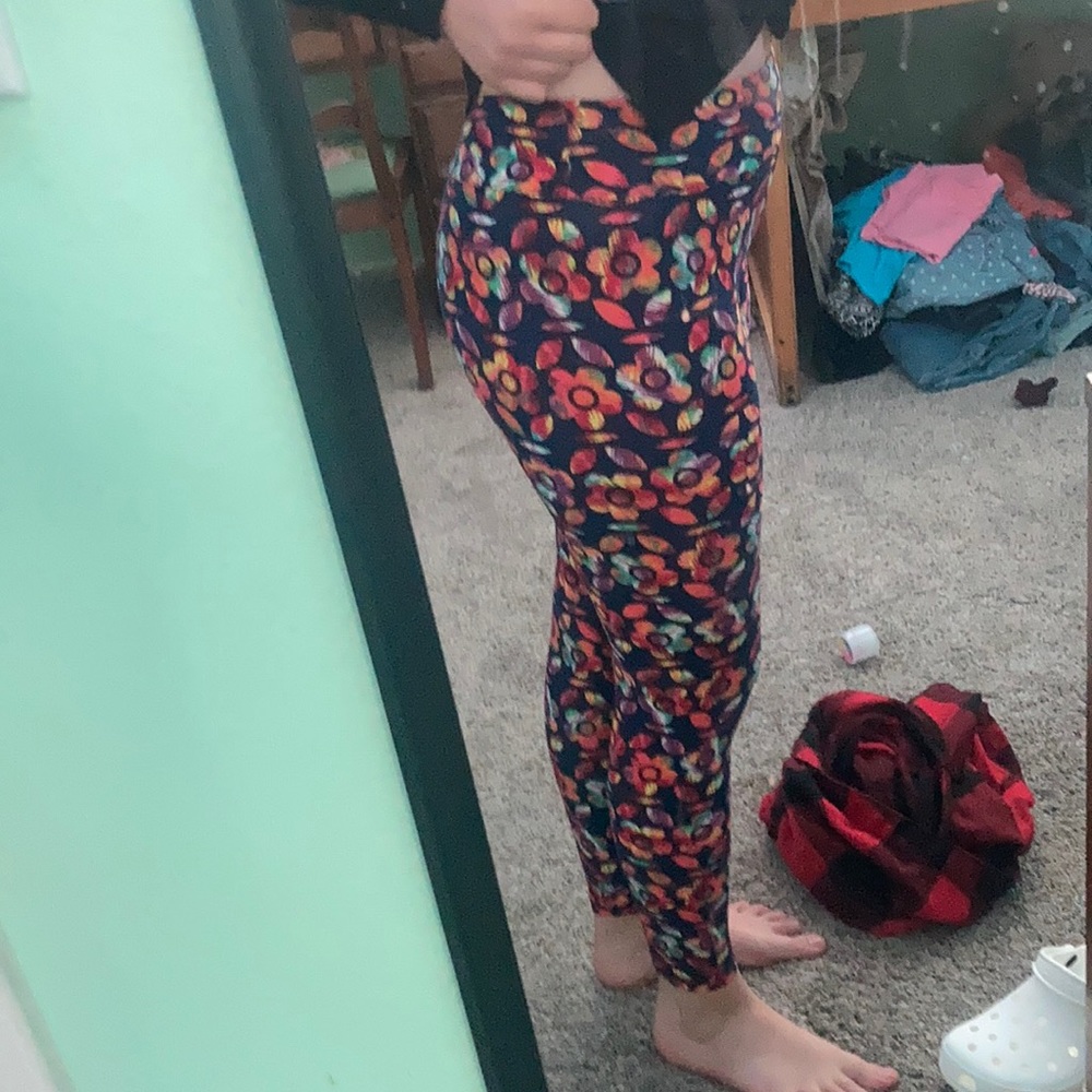 Lula roe flower 🌸 leggings - Picture 5 of 6